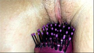 Hairbrush makes me squirt puddles